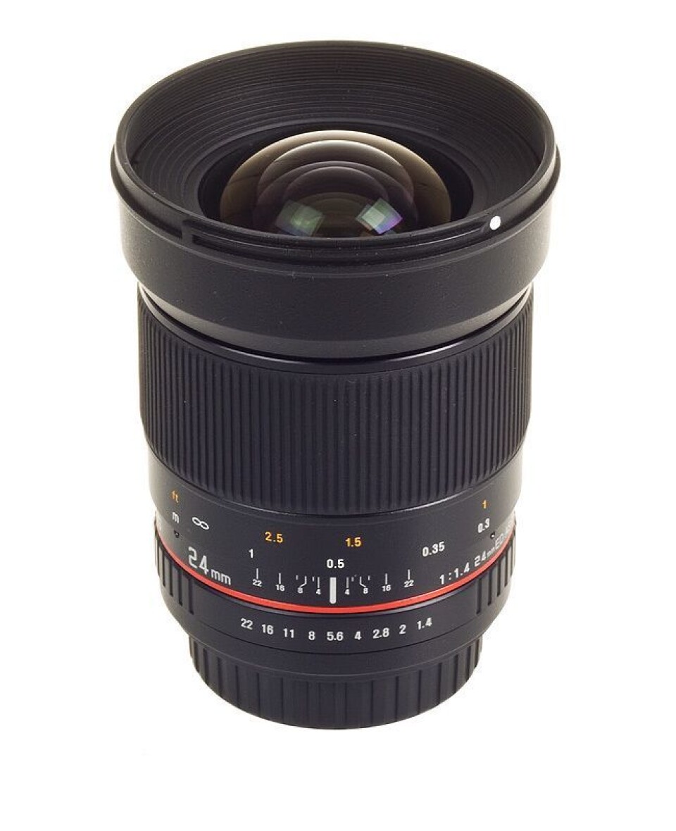Samyang 24mm f/1.4 ED AS UMC