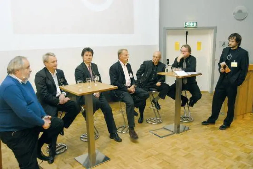 Sort gull tema for kaffedebatt