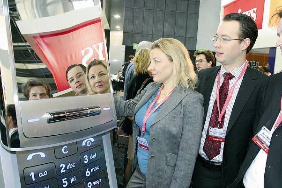 Design fra Prada i LGs prestisjetelefon