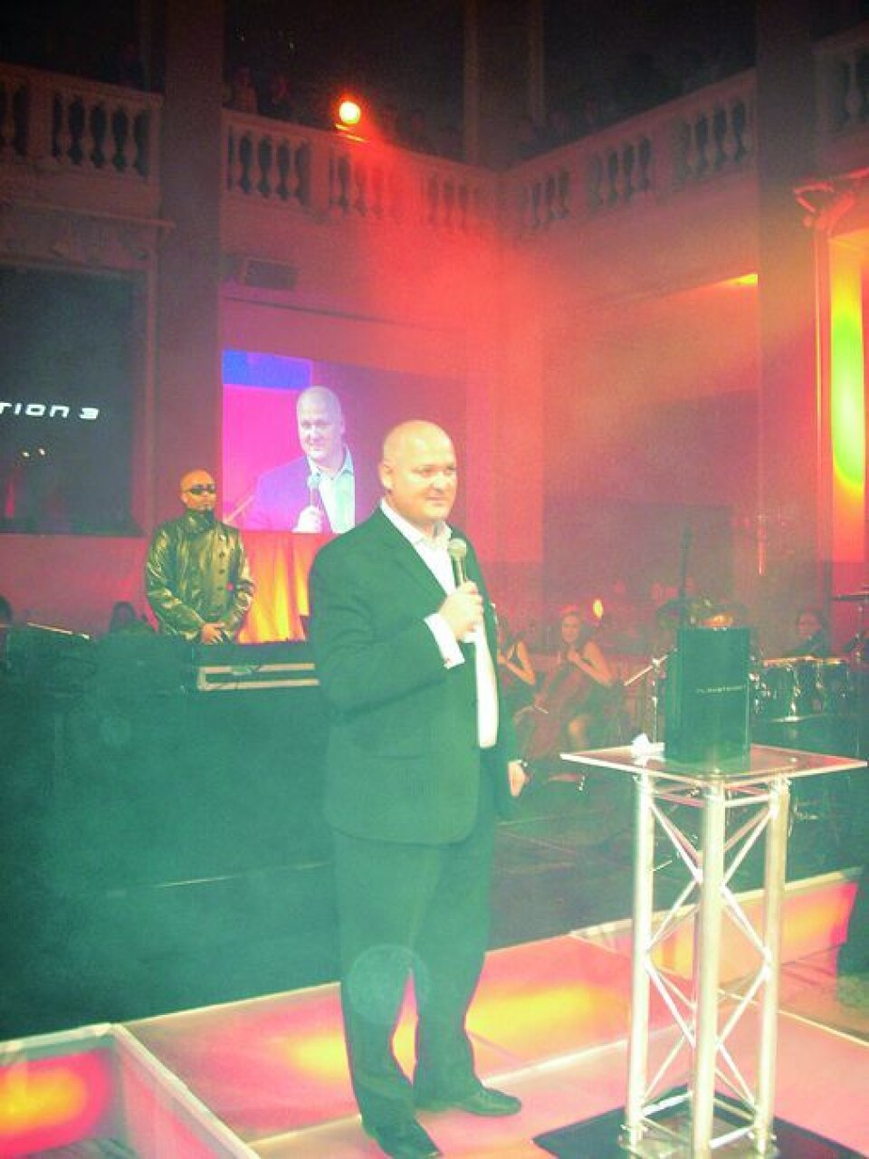 Slo på stortromma med fest for PS3