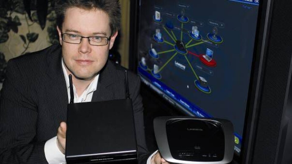 FRA DEN ENE TIL DEN ANDRE