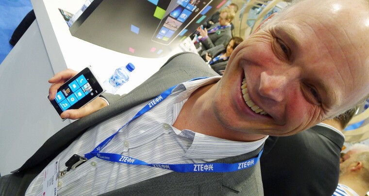 WINDOWS PHONE ET LØFT FOR NOKIA