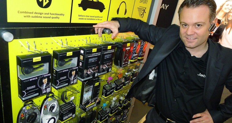 JABRA LEDENDE PÅ BLÅTANN