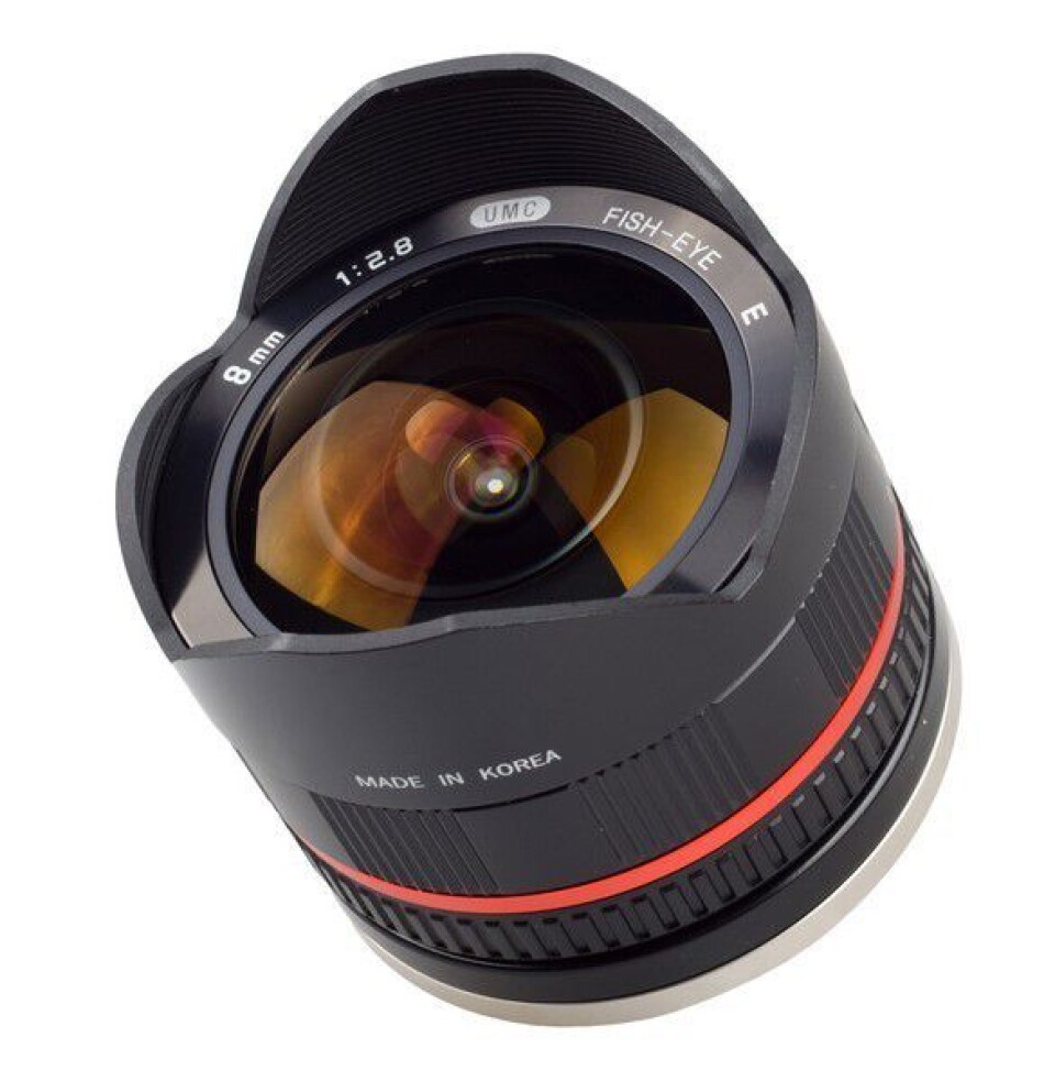 Samyang 8mm 1:2.8 Fish-eye CS