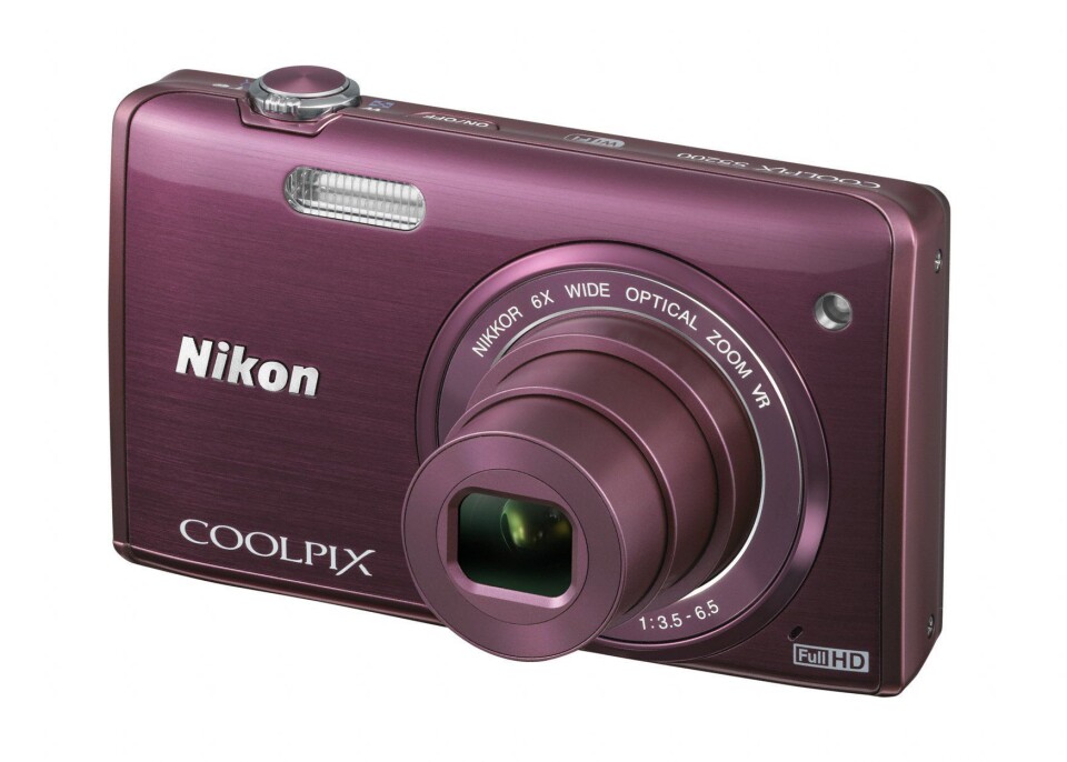 Nikon Coolpix S5200