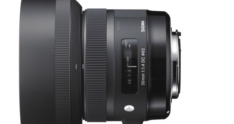 SIGMA 30 mm F1.4 DC HSM