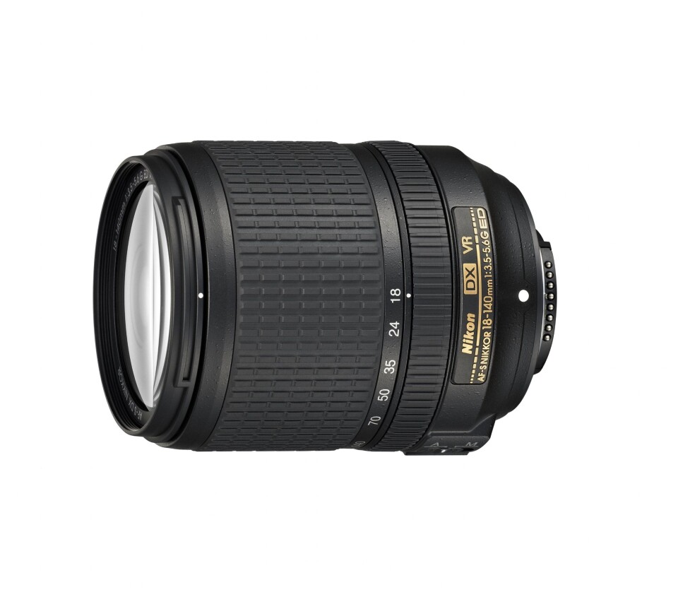 Nikon AF-S DX NIKKOR 18-140mm