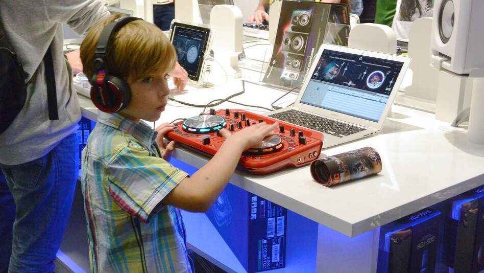 DJ-TAKTER FRA PIONEER