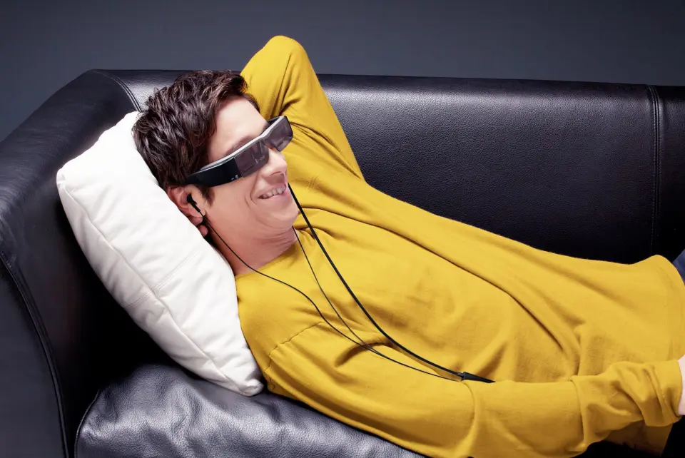SMARTBRILLE FOR SPILL, FILM OG JOBB