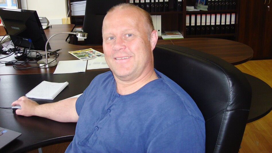 NY VED ELESCO-KONTORET