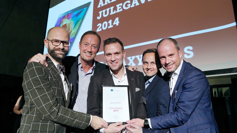 JUBEL FOR JULEGAVEKÅRINGEN