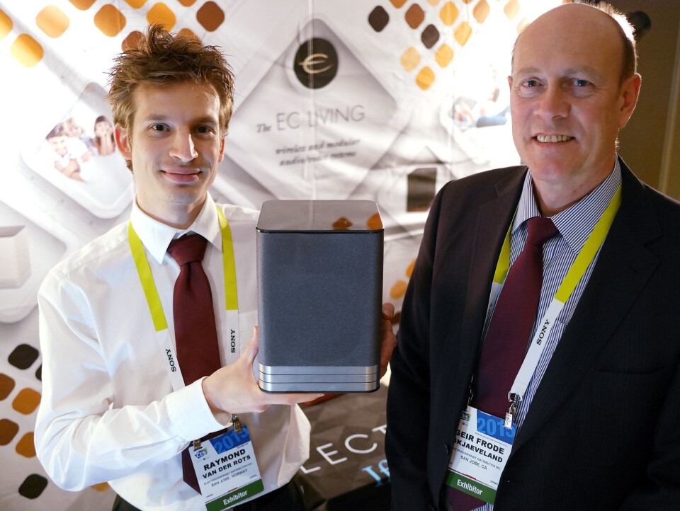 NORSK MULTIROM MED STRØMMING