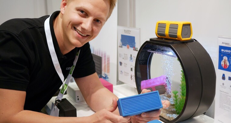 VANNTETTE BLÅTANN-HØYTTALERE