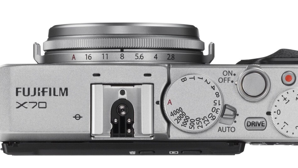Fujifilm X70