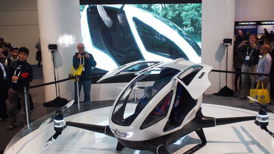 VIL DU SITTE I EN DRONE?