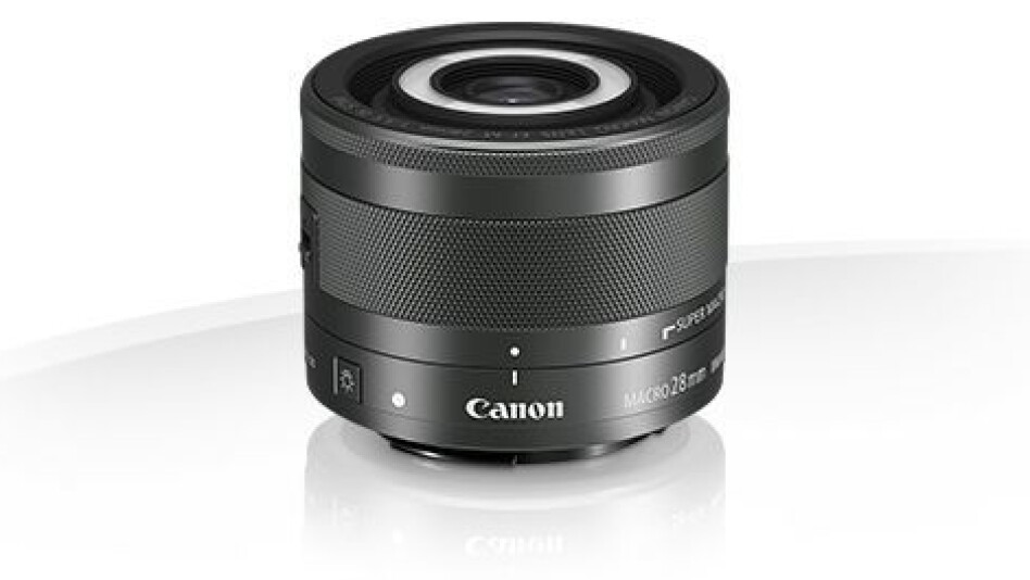 Canon EF-M 28mm f/3.5 Macro IS STM
