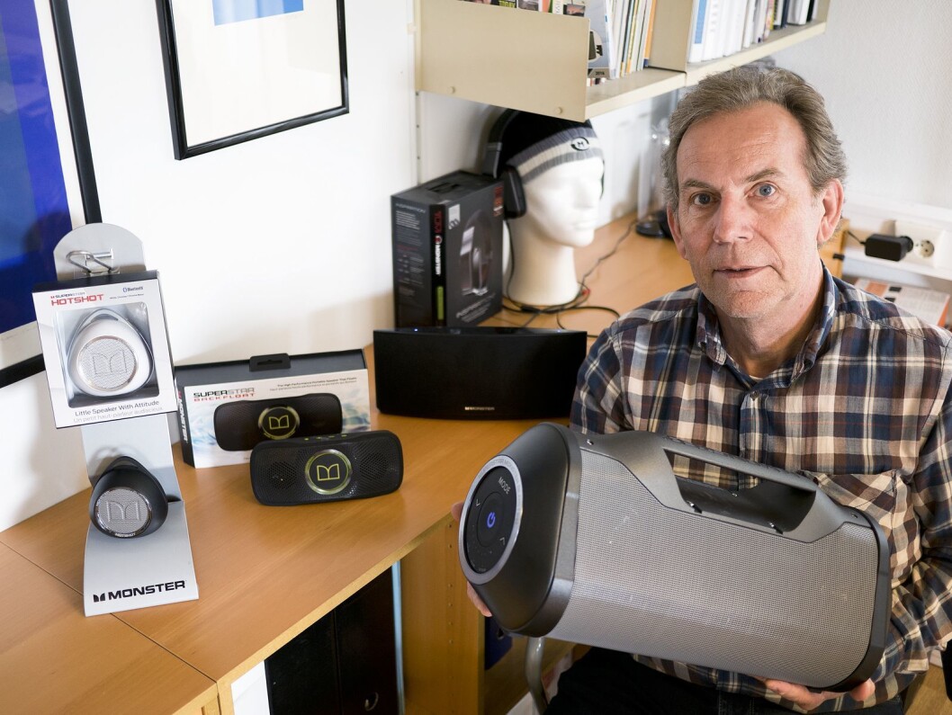 Ole Apold i Interconnect fotografert i 2016 med noen av de nye høyttalermodellene fra Monster. Foto: Stian Sønsteng Ole Apold i Interconnect fotografert i 2016 med noen av de nye høyttalermodellene fra Monster. Foto: Stian Sønsteng