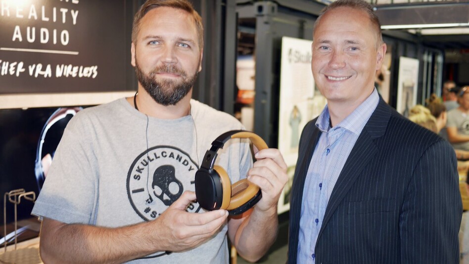 BARE SKULLCANDY ER SKULLCANDY
