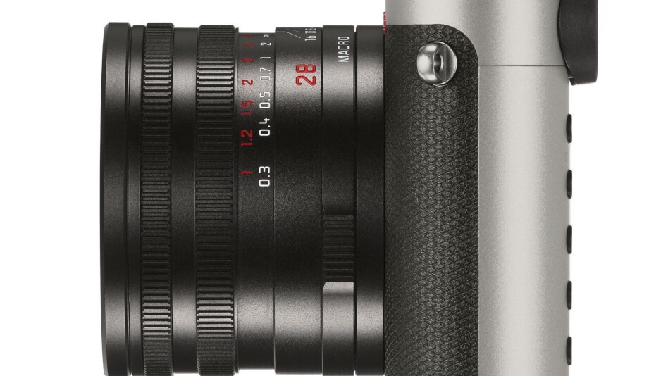 Leica Q Titanium gray