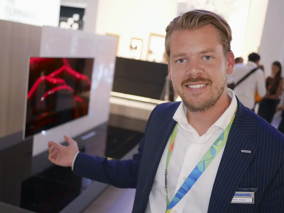 MER OLED I VENTE FRA PANASONIC