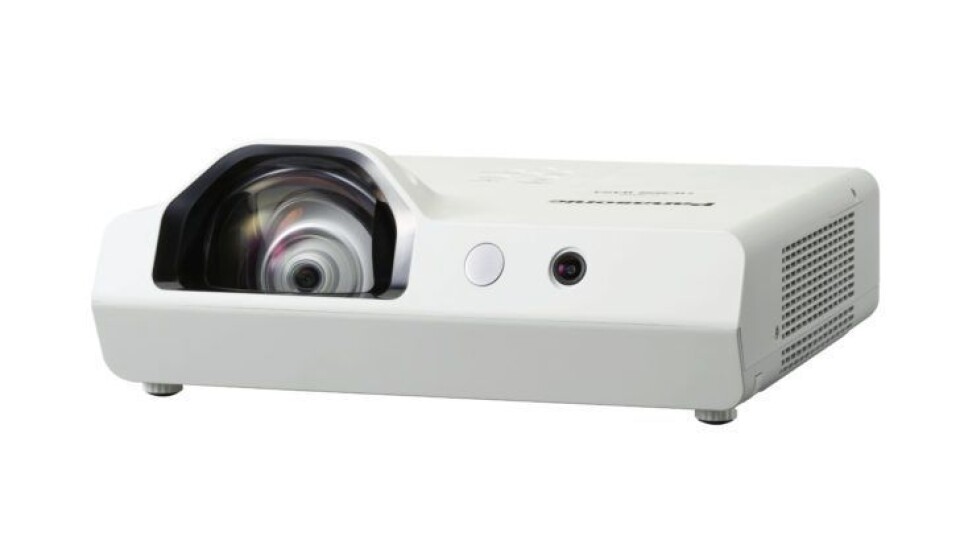 Panasonic 3LCD PT TW351R og PT-LB423