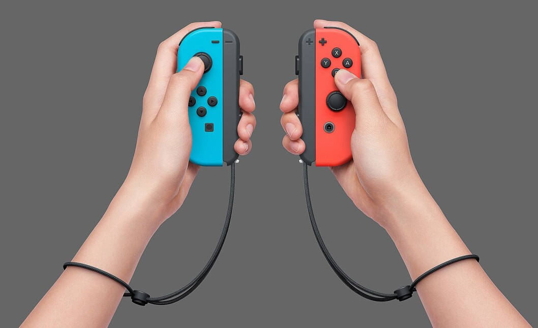 De to Joy-Con håndkontrollerne kan styres med én i hver hånd. De to Joy-Con håndkontrollerne kan styres med én i hver hånd.