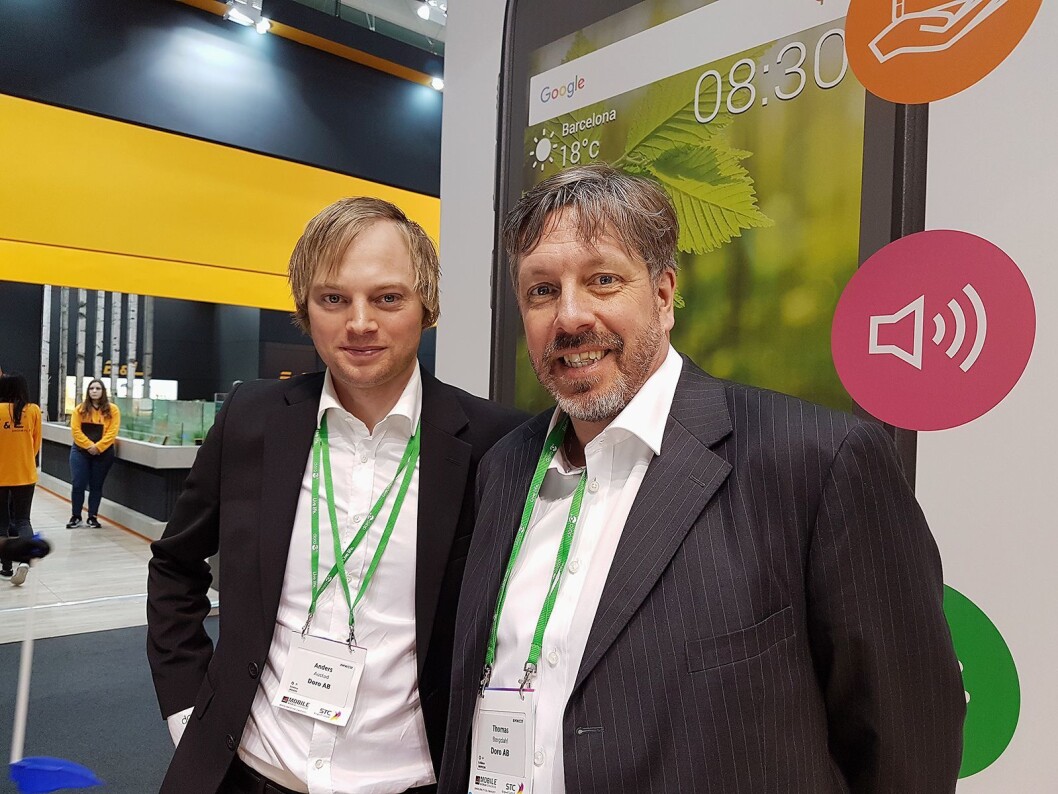 Nøkkelkundeansvarlig Anders Austad og sjef for produktutvikling, Thomas Bergdahl, i Doro under Mobile World Congress. Foto: Marte Ottemo Nøkkelkundeansvarlig Anders Austad og sjef for produktutvikling, Thomas Bergdahl, i Doro under Mobile World Congress. Foto: Marte Ottemo