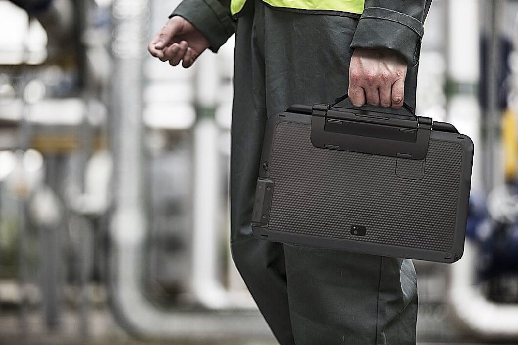 Panasonic kommer med to nye robuste maskiner, her er 2-i-1-nettbrettet FZ-Q2. Foto: Panasonic Panasonic kommer med to nye robuste maskiner, her er 2-i-1-nettbrettet FZ-Q2. Foto: Panasonic