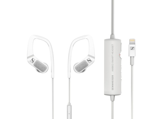 I hver ørepropp har Sennheiser Ambeo Smart Headset en mikrofon.