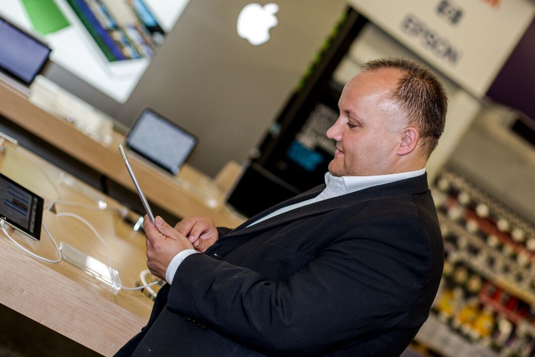 Nordisk innkjøpssjef for data i Elkjøp, Erik Rosenlind, sier de fikk noen aha-opplevelser underveis i testingen. Foto: Elkjøp Nordisk innkjøpssjef for data i Elkjøp, Erik Rosenlind, sier de fikk noen aha-opplevelser underveis i testingen. Foto: Elkjøp