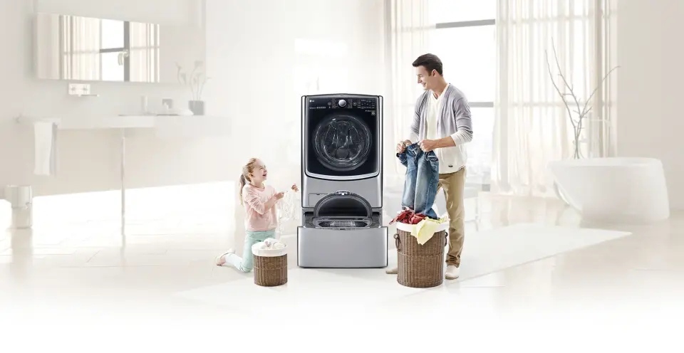 LGs TwinWash-maskin har to separate tromler, som lar deg vaske ulikt tøy samtidig. Foto: LG LGs TwinWash-maskin har to separate tromler, som lar deg vaske ulikt tøy samtidig. Foto: LG