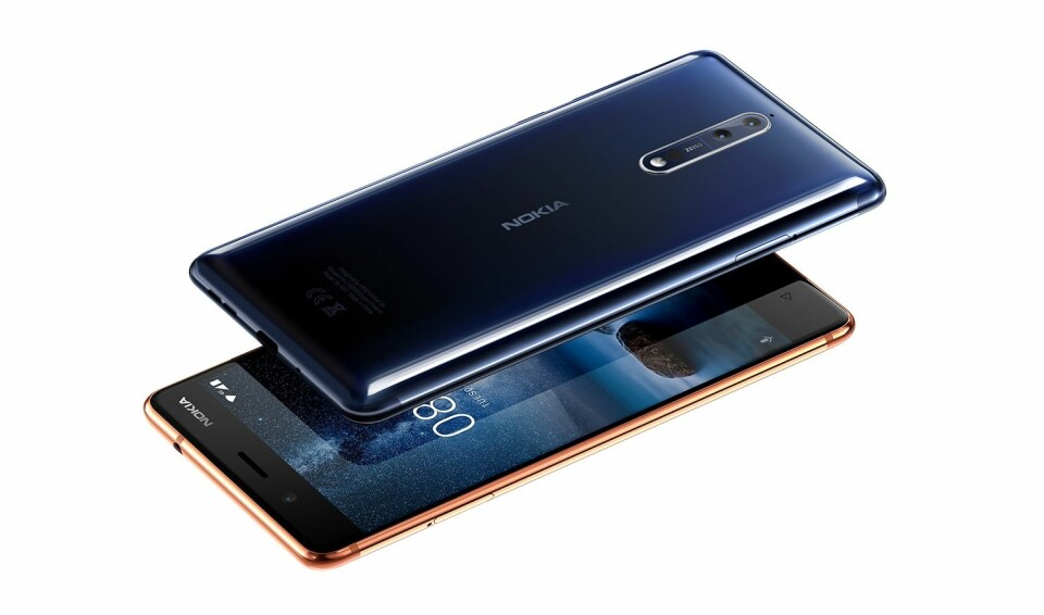 Nokia 8, her i polert blått og kobber. Foto: Nokia