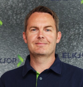 Varehussjef på Elkjøp Megastore Kristiansand, Stian Hauge, sier kundene har vært godt forberedt på dab-overgangen. Foto: Elkjøp Varehussjef på Elkjøp Megastore Kristiansand, Stian Hauge, sier kundene har vært godt forberedt på dab-overgangen. Foto: Elkjøp