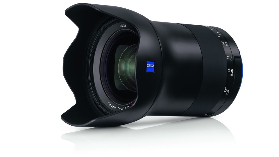 Zeiss Milvus 25mm f/1.4