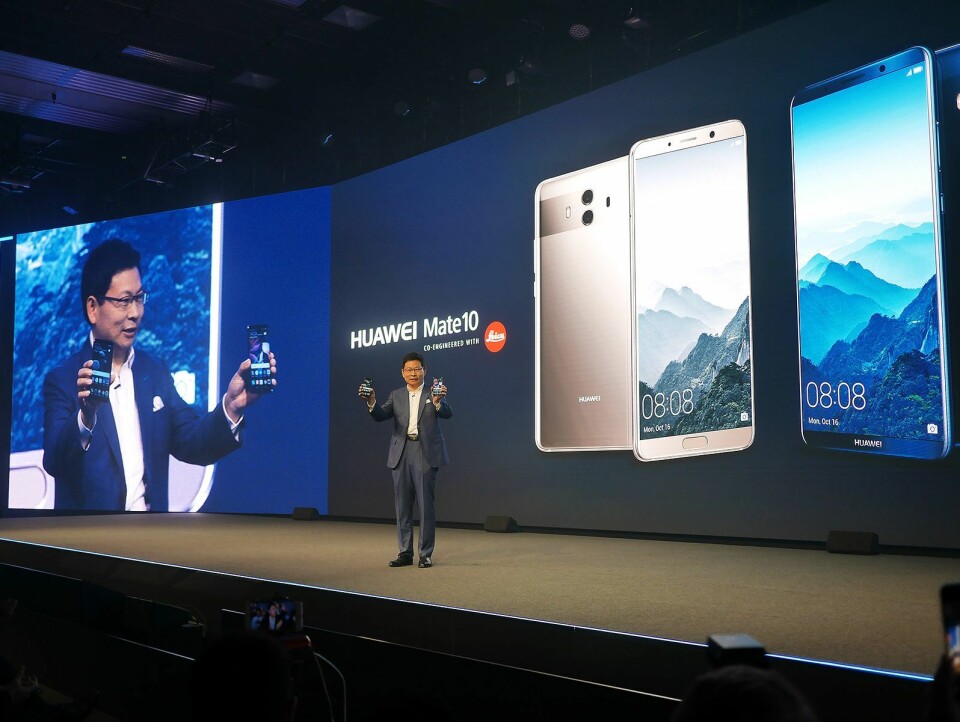 Administrerende direktør Richard Yu i Huawei Consumer Business Group sto for lanseringen av Huawei Mate 10 og Huawei Mate 10 Pro. Kun sistnevnte kommer for salg i Norge. Foto: Stian Sønsteng