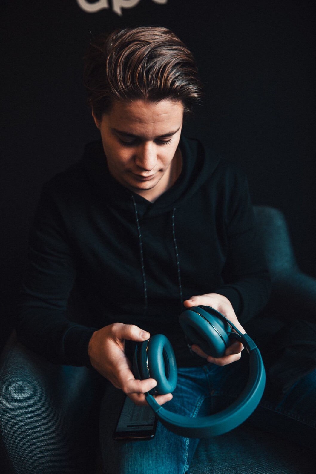 Kyrre Gørvell-Dahll er kreativ direktør og medeier i selskapet. Han er mannen bak artistnavnet Kygo, her med A9/600. Foto: Johannes Lovund Kyrre Gørvell-Dahll er kreativ direktør og medeier i selskapet. Han er mannen bak artistnavnet Kygo, her med A9/600. Foto: Johannes Lovund