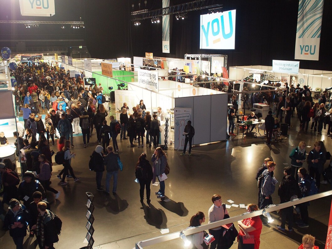 Oslo Spektrum er fylt opp med utstilling og skoleungdom. Foto: Jan Røsholm Oslo Spektrum er fylt opp med utstilling og skoleungdom. Foto: Jan Røsholm