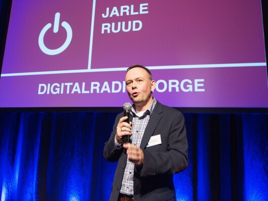 Jarle Ruud i Digitalradio Norge AS fotografert under arrangementet i forbindelse med kåringen av årets julegave 2015. Foto: Tore Skaar Jarle Ruud i Digitalradio Norge AS fotografert under arrangementet i forbindelse med kåringen av årets julegave 2015. Foto: Tore Skaar