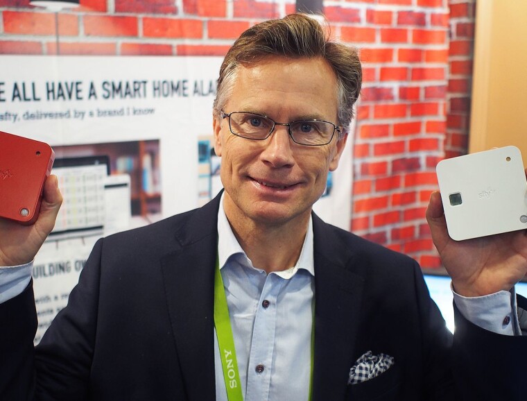 AVANSERT OG NORSK RØYKVARSLER