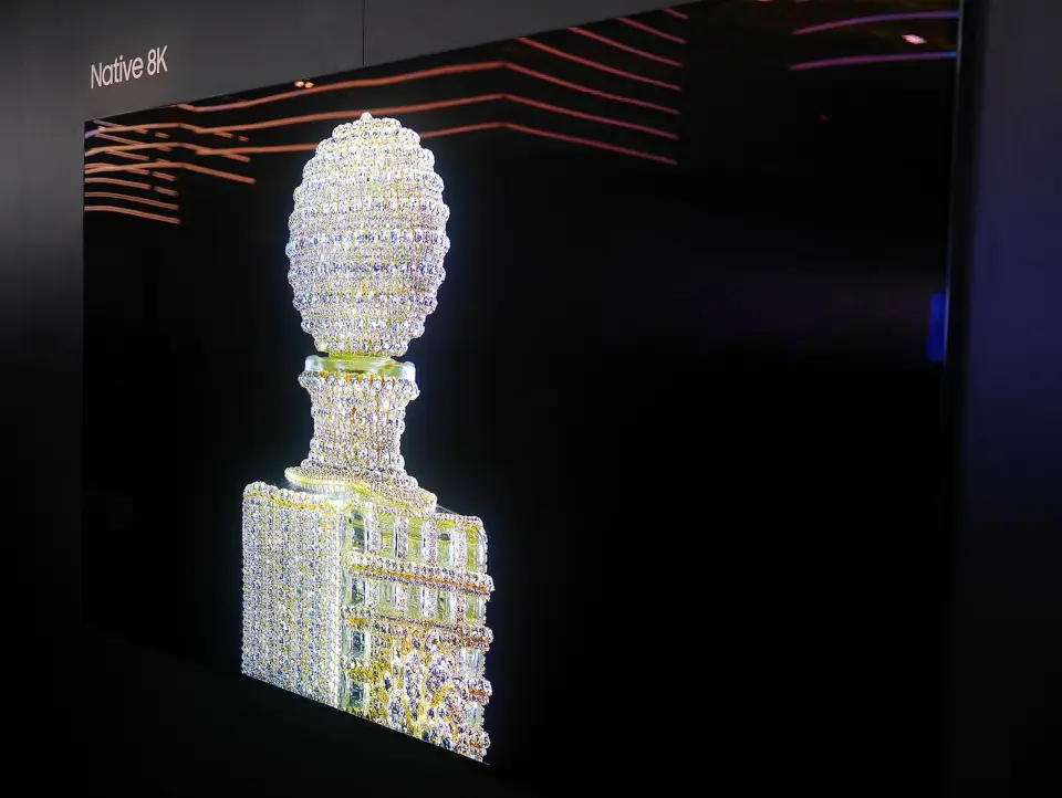 På CES viste Samsung denne prototypen med QLED 8K HDR med 4.000 nits. Foto: Stian Sønsteng. På CES viste Samsung denne prototypen med QLED 8K HDR med 4.000 nits. Foto: Stian Sønsteng.