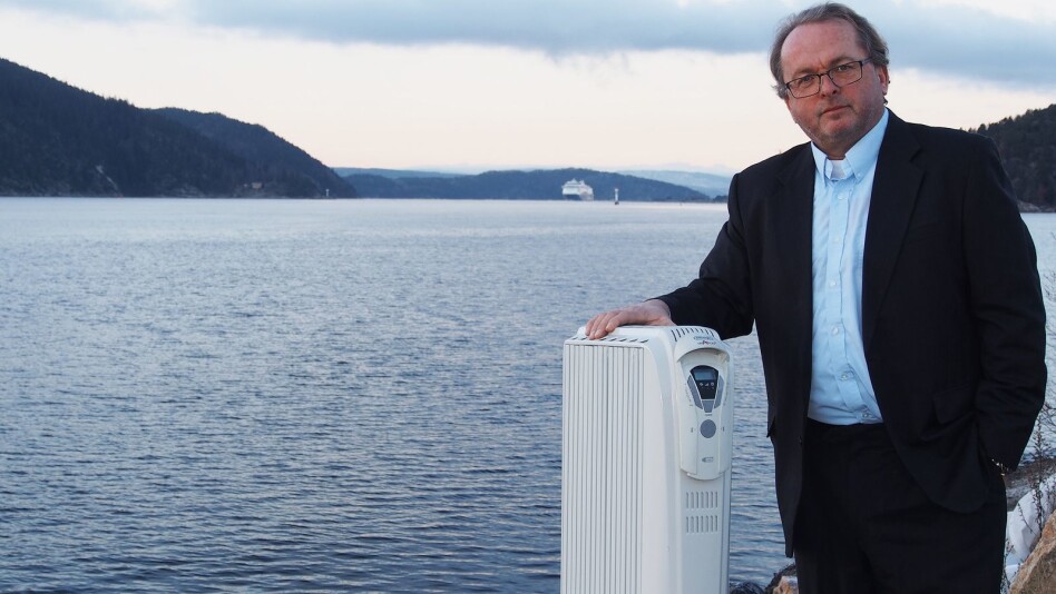 KALDE GRADER GIR VARME SALGSTALL