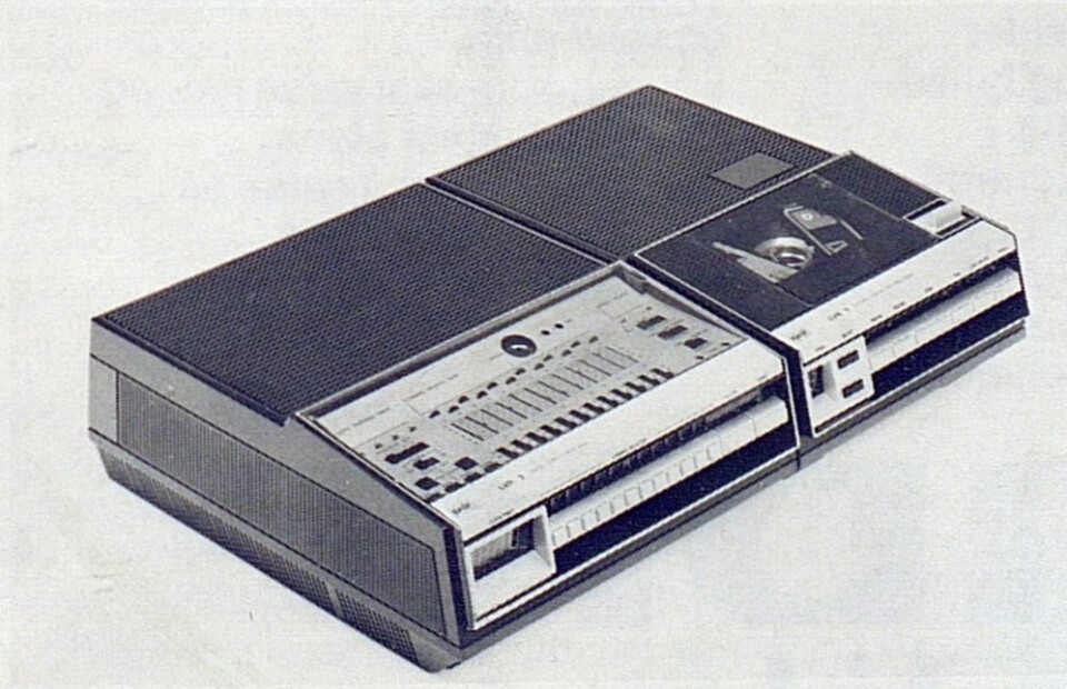 BASFs LVFt-maskin består av to deler, en stasjonær tuner og en bærbar opptaker. Bilde fra Radiobransjen nr. 10/1979.
