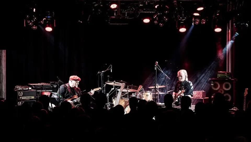 Knut Reiersrud (t. v.) og Eivind Aarset spilte sammen på Larvik gitarfestival. Foto: Tommy Rasmussen Knut Reiersrud (t. v.) og Eivind Aarset spilte sammen på Larvik gitarfestival. Foto: Tommy Rasmussen