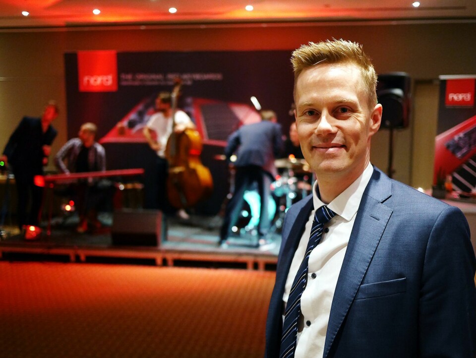 Morten Næss er internasjonal salgssjef i Clavia DMI AB, som produserer og selger piano og keyboard med varemerket Nord. Foto: Stian Sønsteng