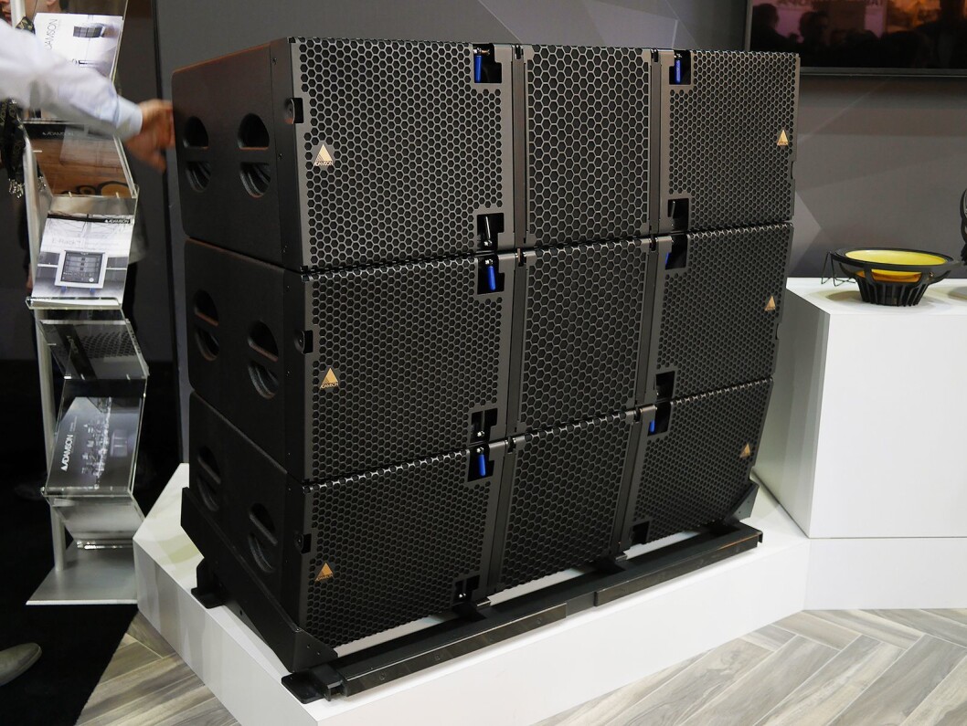Adamson S10 er en såkalt Sub Compact Line Array. Foto: Stian Sønsteng. Adamson S10 er en såkalt Sub Compact Line Array. Foto: Stian Sønsteng.
