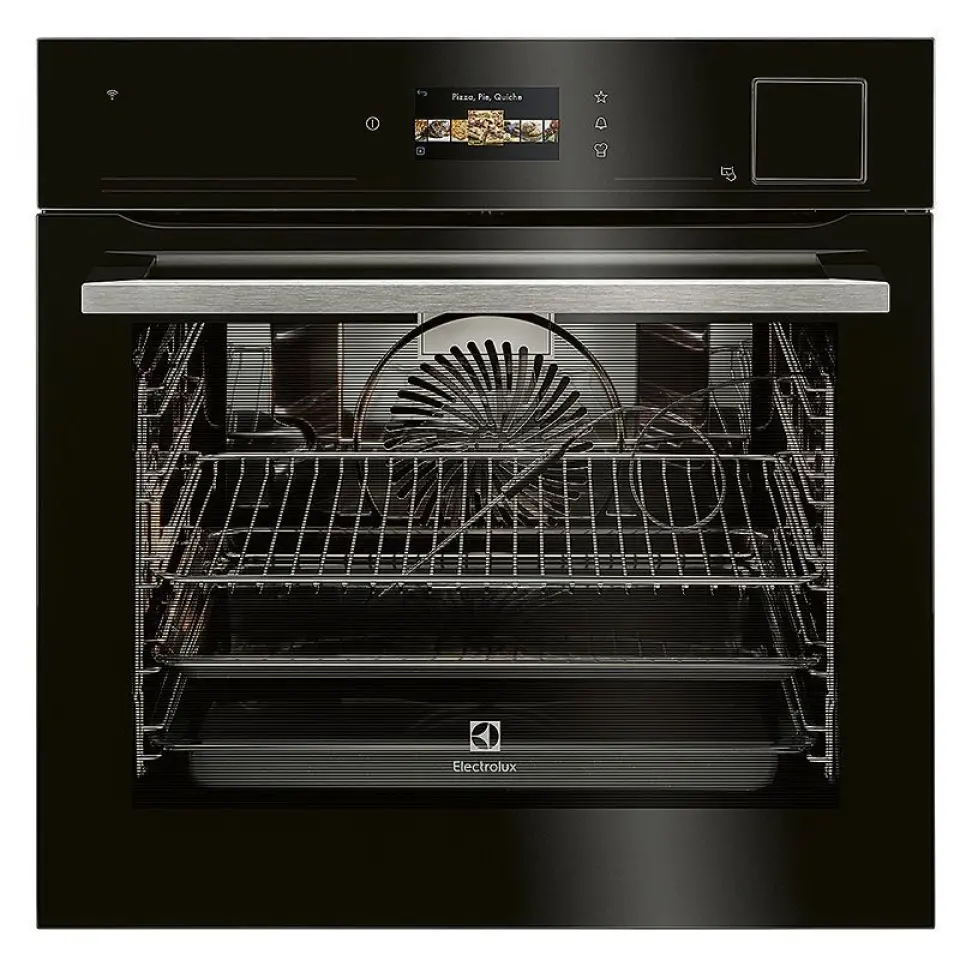 Electrolux CombiSteam Pro Smart EKS985Z, med dampfunksjon og kamera, koster 25.000 kroner hos Elkjøp. Foto: Electrolux. Electrolux CombiSteam Pro Smart EKS985Z, med dampfunksjon og kamera, koster 25.000 kroner hos Elkjøp. Foto: Electrolux.