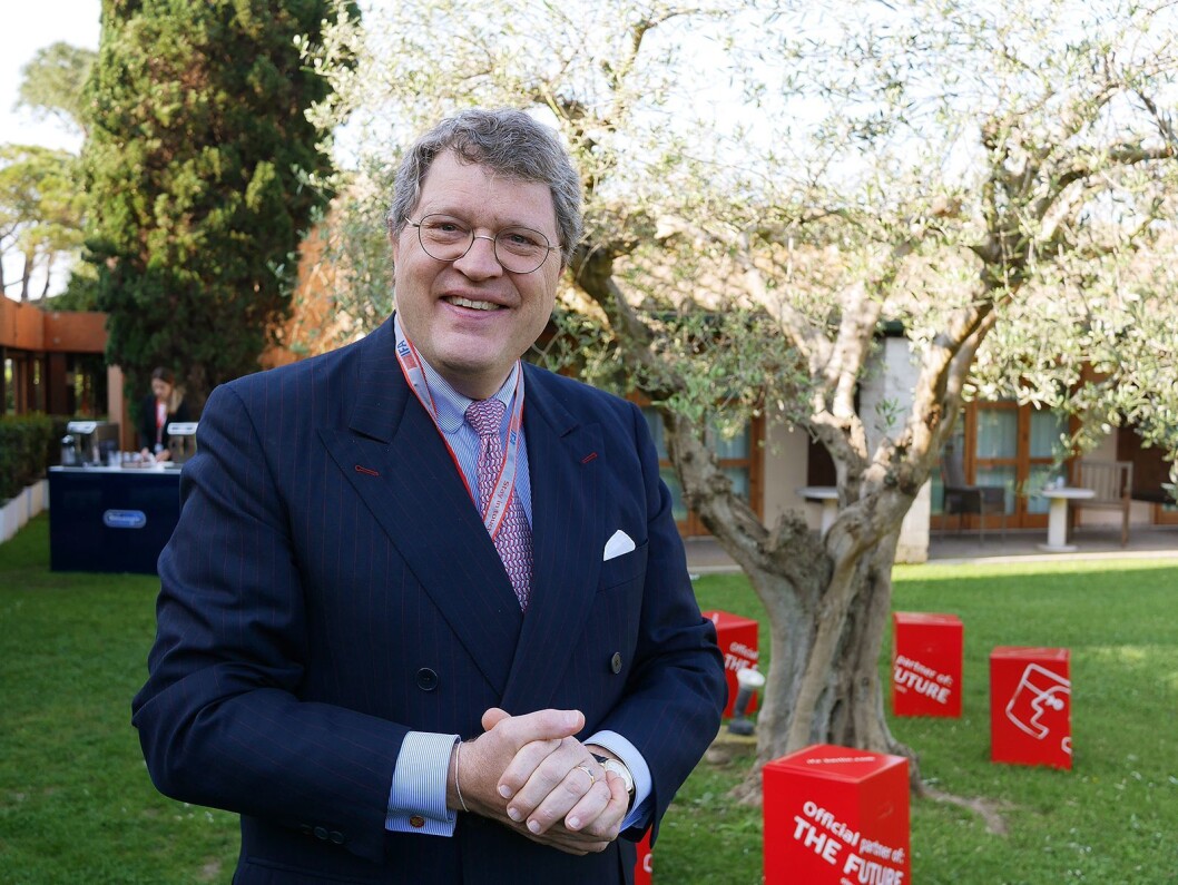 Vi møtte Reinhard Zinkann, en av to toppsjefer i Miele, under IFAs globale pressemøte i Roma. Foto: Stian Sønsteng Vi møtte Reinhard Zinkann, en av to toppsjefer i Miele, under IFAs globale pressemøte i Roma. Foto: Stian Sønsteng