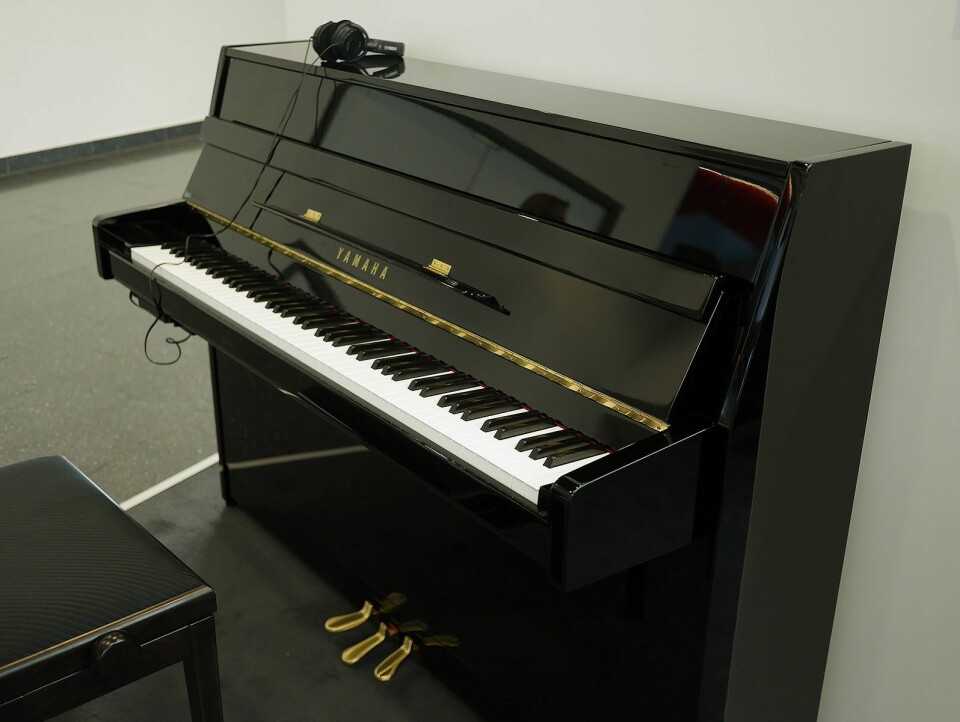 Yamaha B1SC2 er et Silent Piano, 109 centimeter høyt. Pris: 53.000,- Foto: Stian Sønsteng.