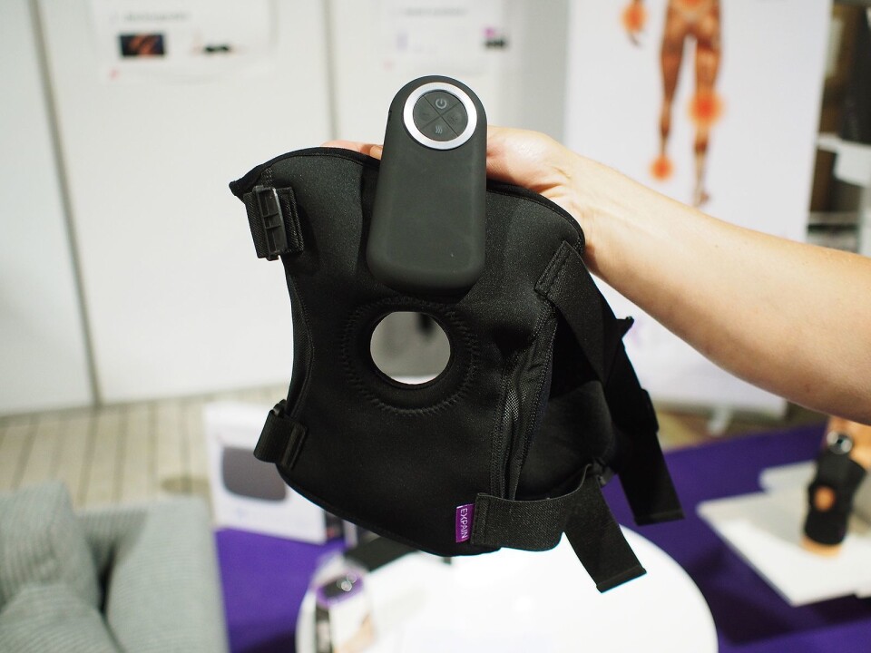 Dette produktet er beregnet for kne. Det støtter, har varme og elektrisk stimulans. Foto: Jan Røsholm.