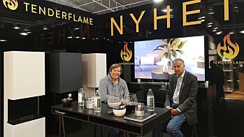 FLAMMER I STUEN MED TENDERFLAME FLAMMER I STUEN MED TENDERFLAME